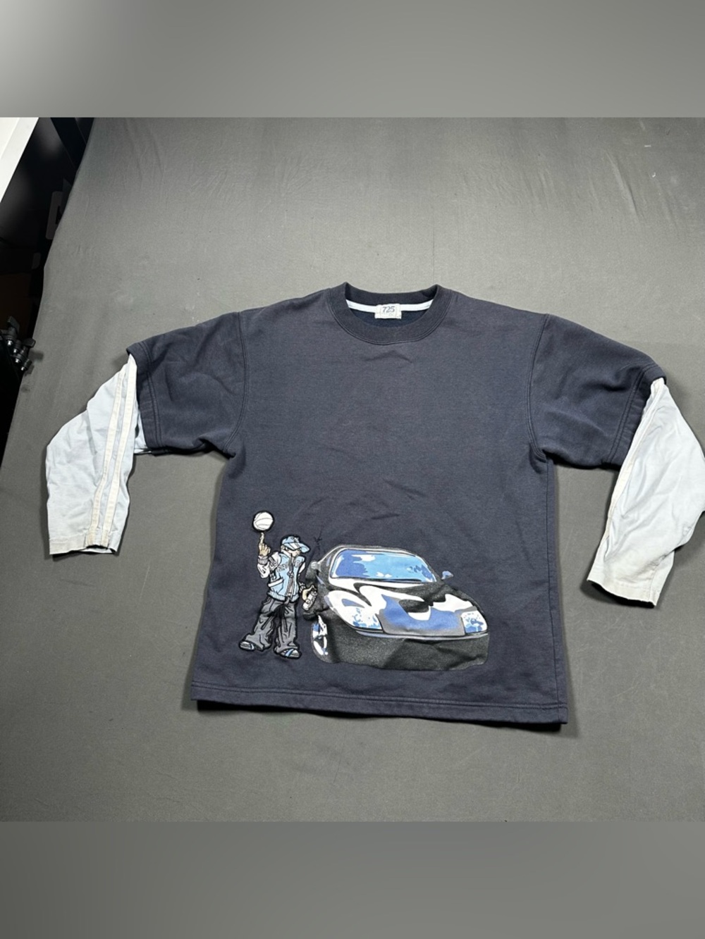 Vintage 725 Originals Y2K Graphic Sweatshirt Men's Medium